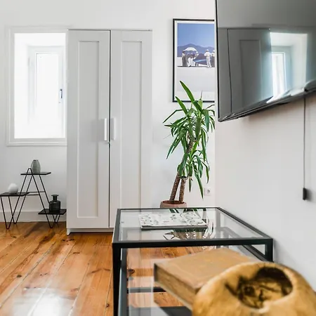 Downtown Castle And River View Lizbona