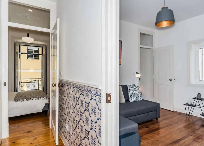 Downtown Castle And River View Apartamento *