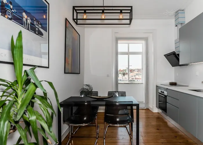 Downtown Castle And River View * Lisboa