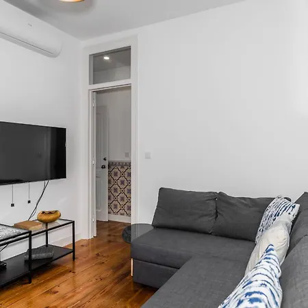 Апартаменты Downtown Castle And River View